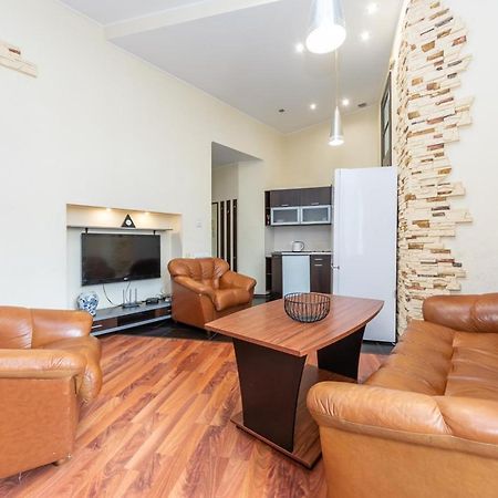 Comfortable Apartment On Mikhaylovskiy Lane Kiew Exterior foto