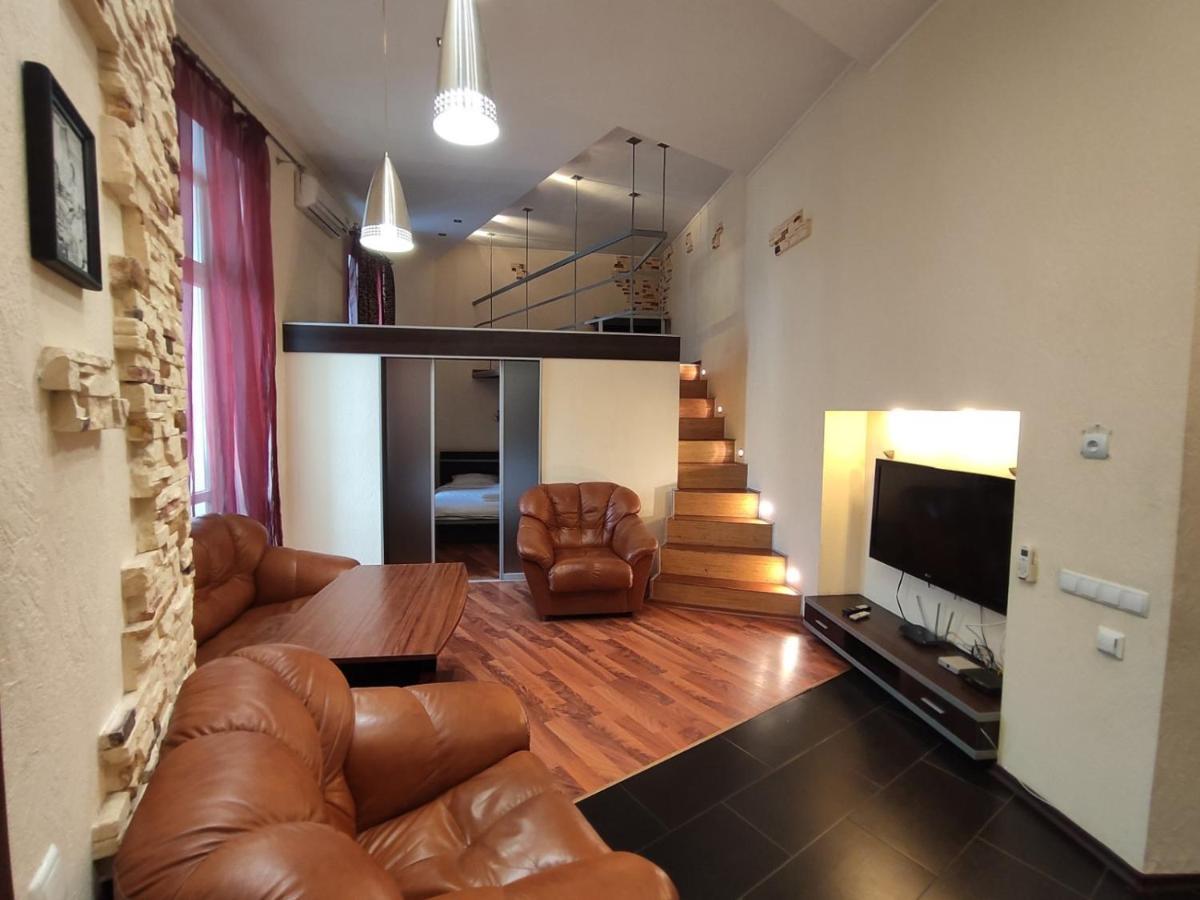Comfortable Apartment On Mikhaylovskiy Lane Kiew Exterior foto