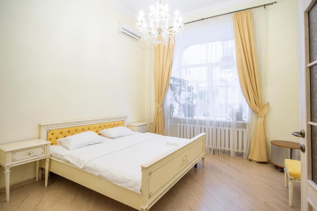Comfortable Apartment On Mikhaylovskiy Lane Kiew Exterior foto