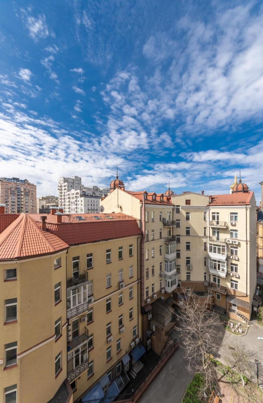 Comfortable Apartment On Mikhaylovskiy Lane Kiew Exterior foto