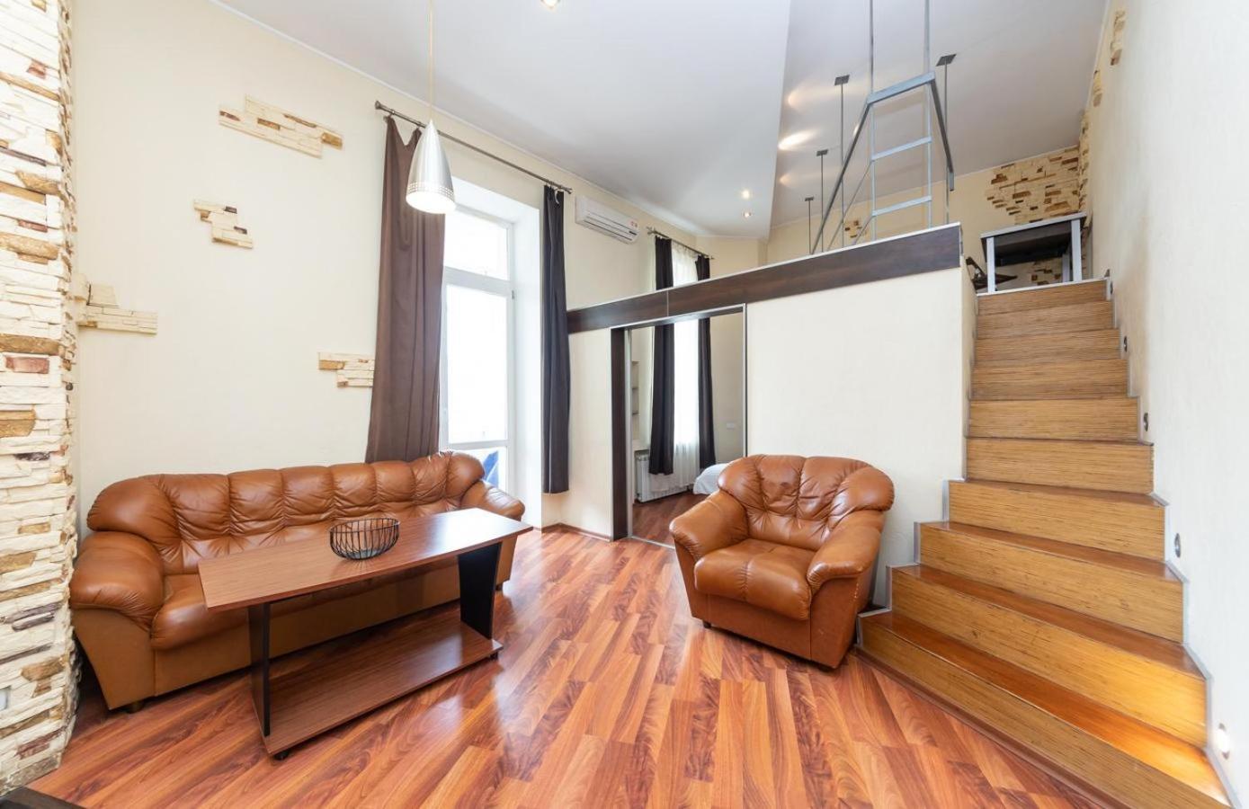 Comfortable Apartment On Mikhaylovskiy Lane Kiew Exterior foto