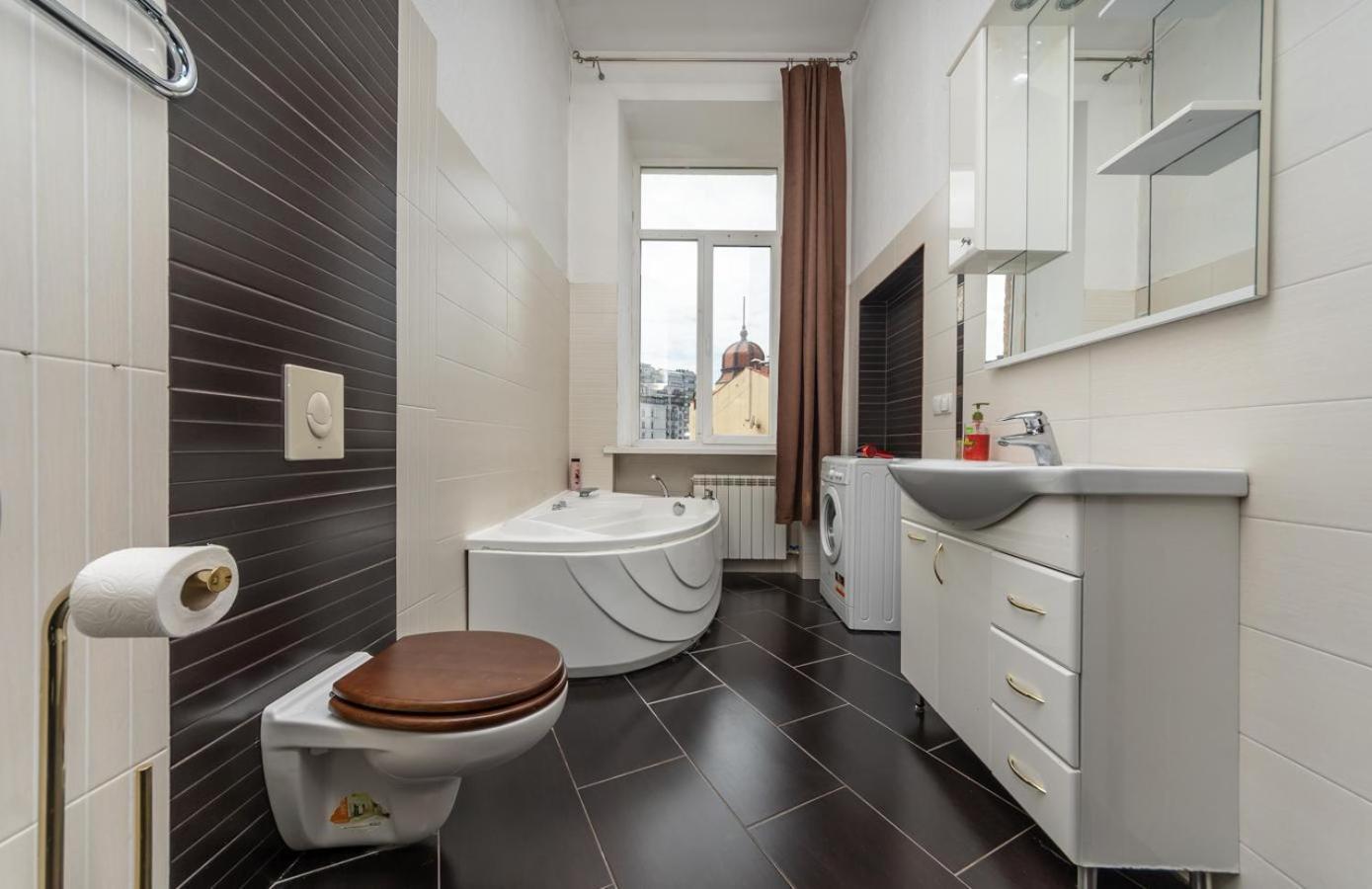 Comfortable Apartment On Mikhaylovskiy Lane Kiew Exterior foto